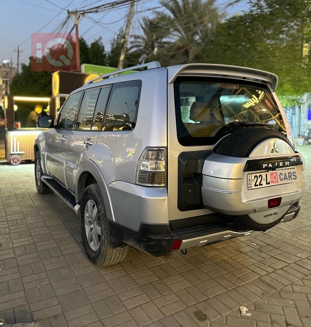 ميتسوبيشي باجيرو